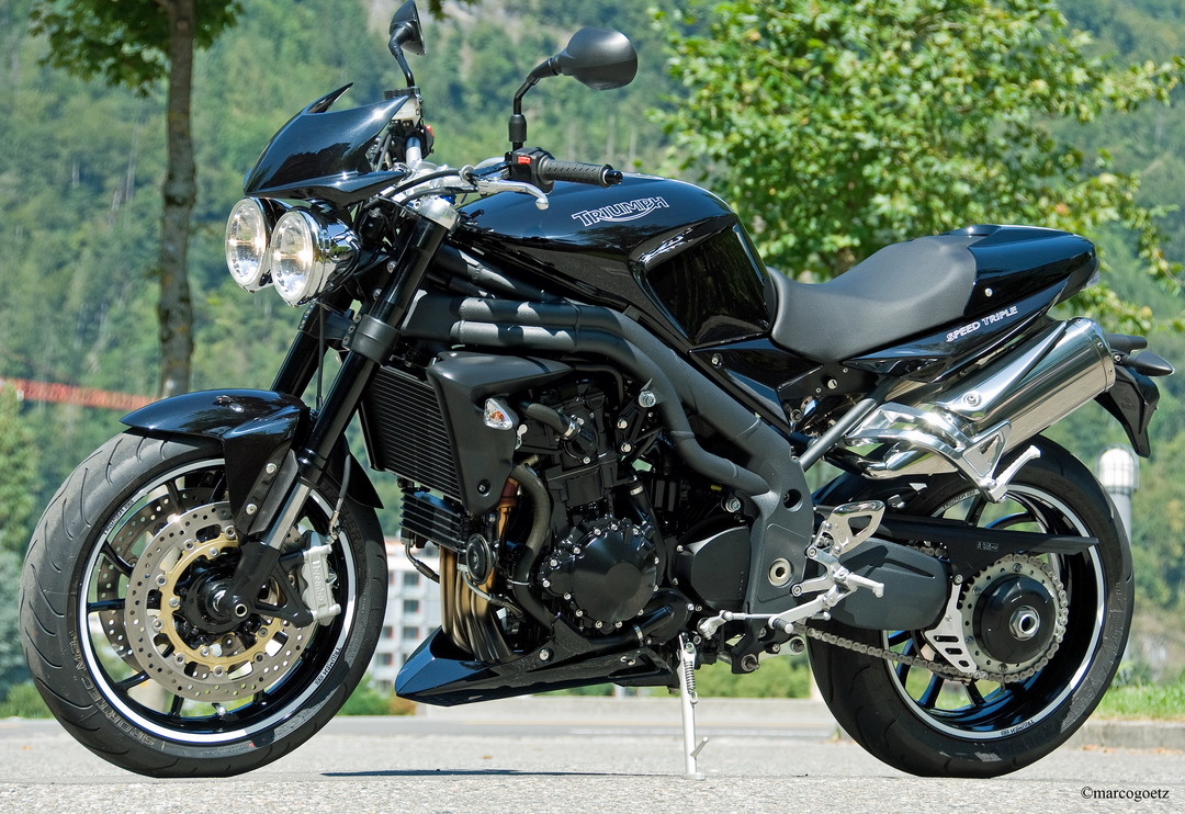 MOTORRAD TRIUMPH SPEED TRIPLE 